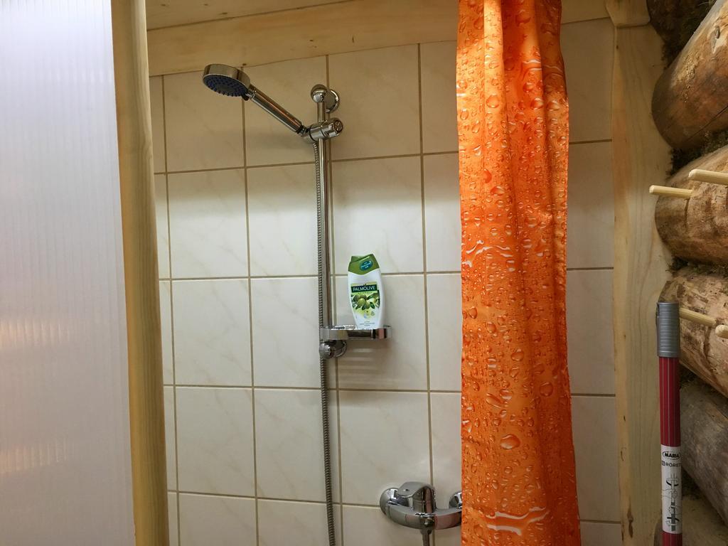 Hiie Talu Pensionat Kahala Exteriör bild